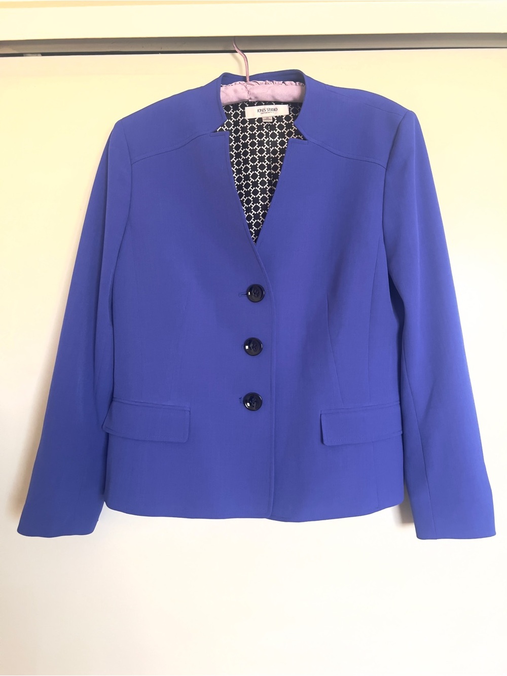 Jones Studio Women's Royal Blue Tailored Three-Button Blazer